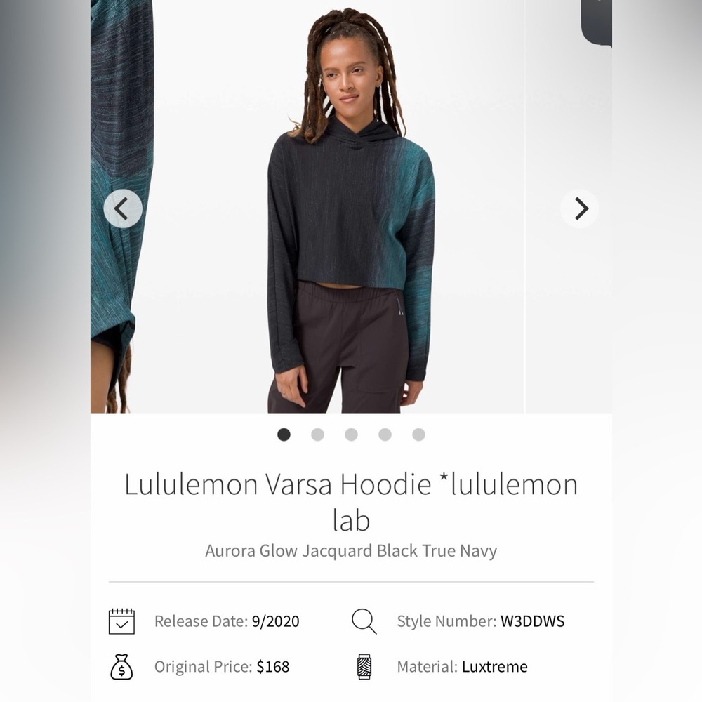 EUC Lululemon Varsa Hoodie in Black and True Navy size Medium